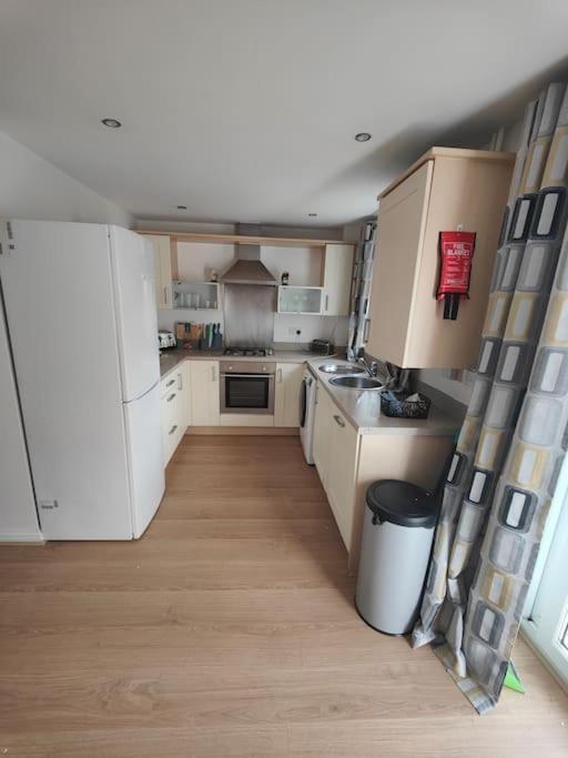 Shoreline Seaside Holiday Home Aberavon Beach Port Talbot Esterno foto